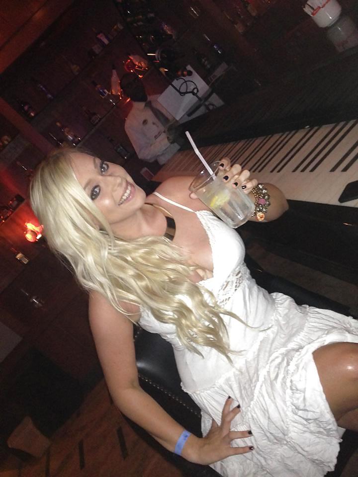 25P New uk bimbo chav pics of zoe