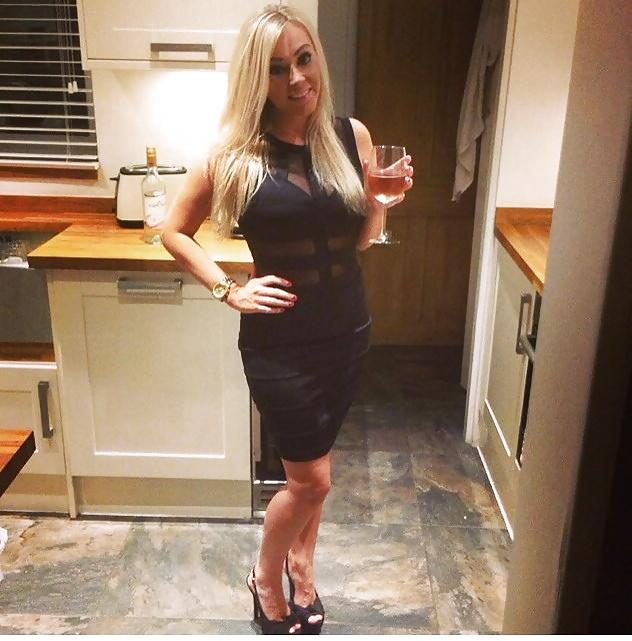 25P New uk bimbo chav pics of zoe