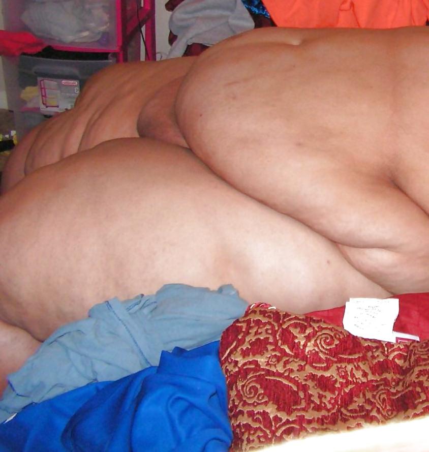 13P Fat pussy mounds fettfotze grote venusheuvels