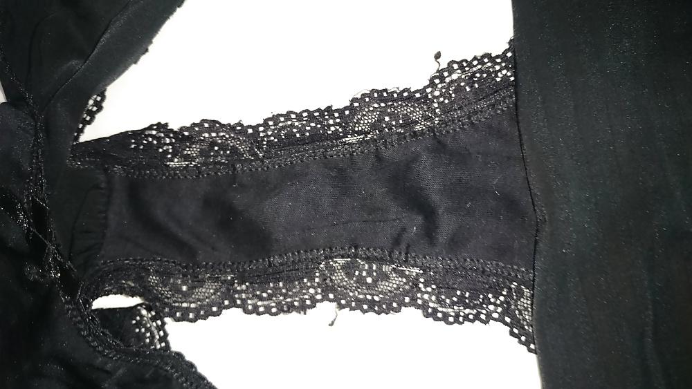 21P Bathroom floor pantys 
