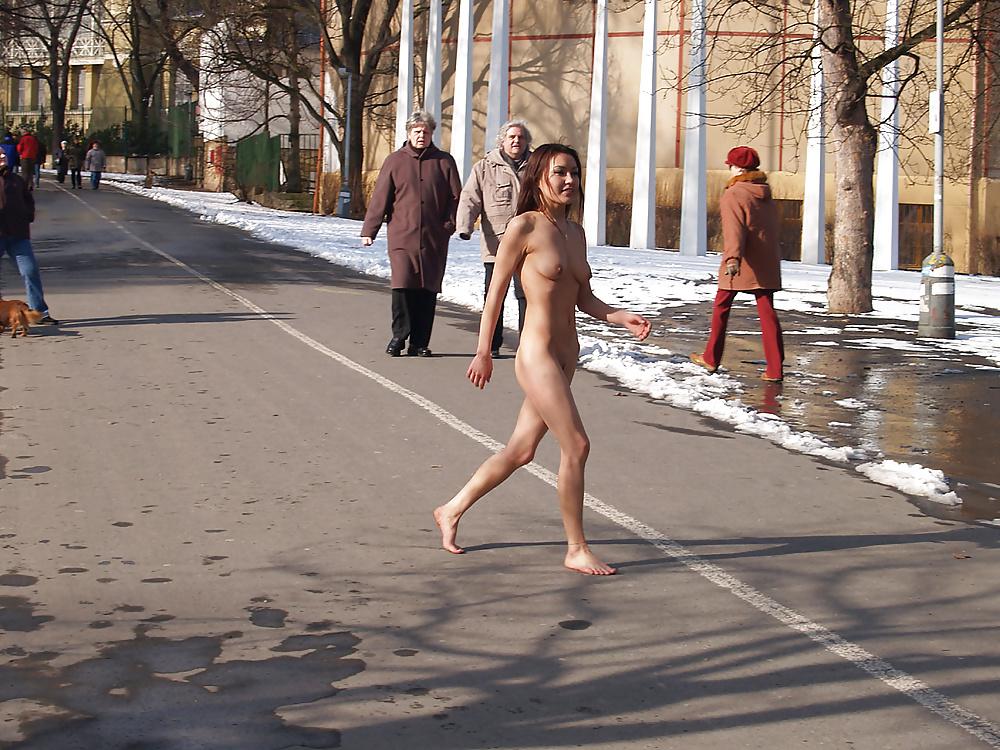25P Girls Public Nude B