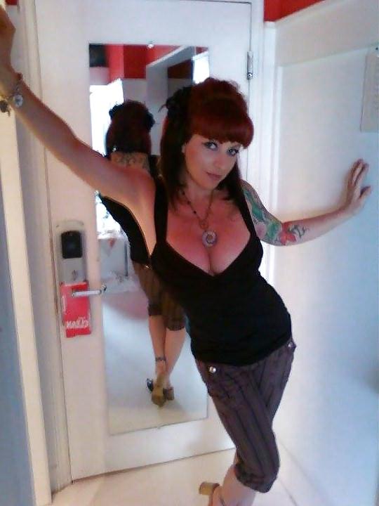 14P I Love This Red Head  Kylie Ireland