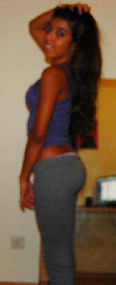 25P Sexy Brazilian Teen: Amanda