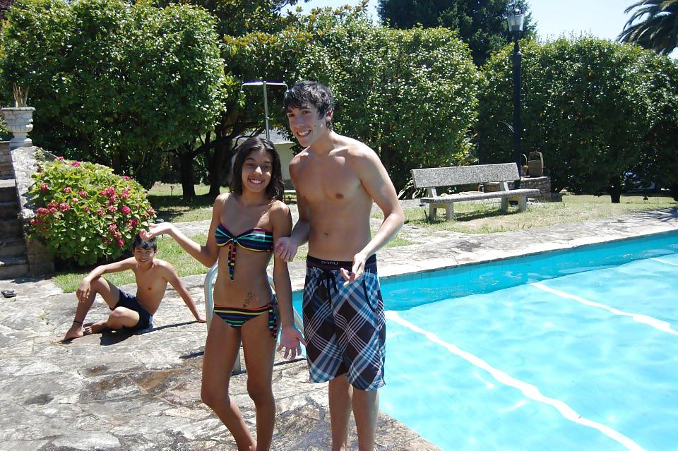 25P Sexy Brazilian Teen: Amanda