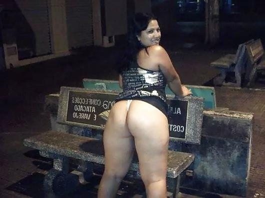 18P She wears thong
