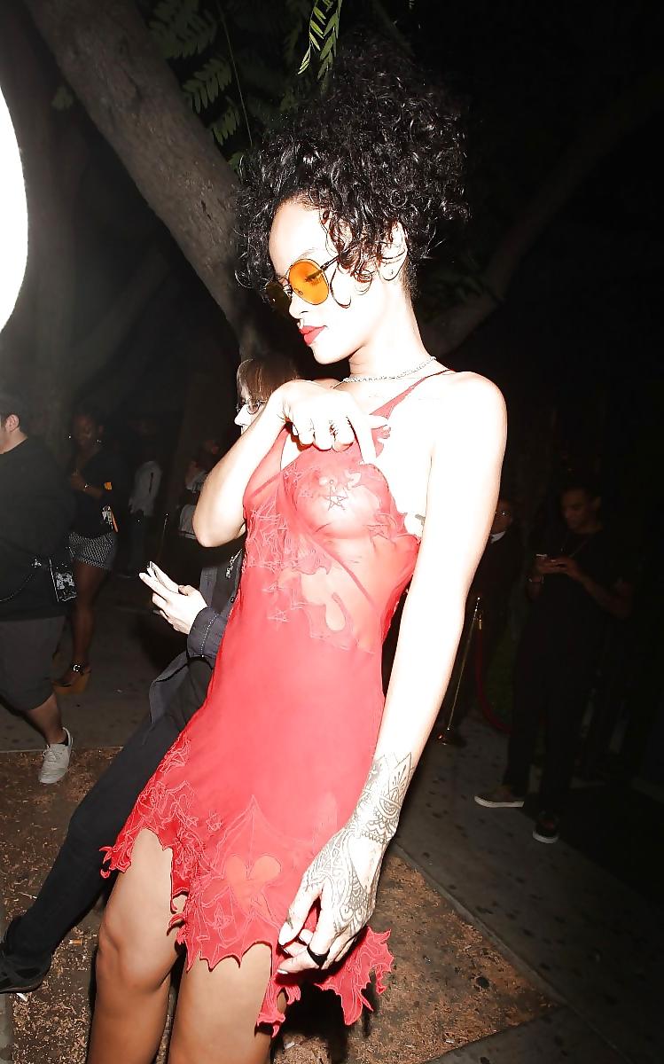 25P What Is Your RIHANNA Fuck Fantasy?