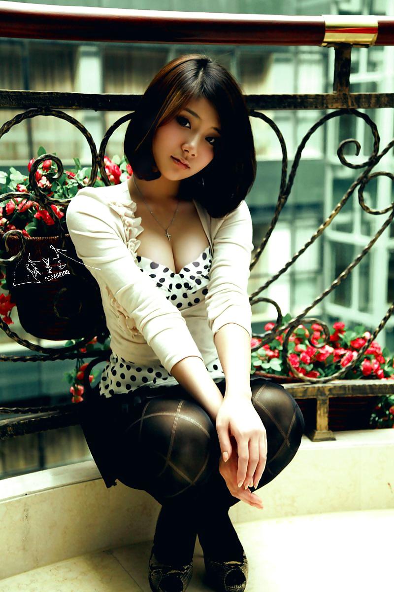 25P RP - Skinny Chinese Girl