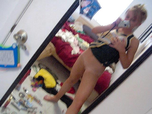 20P Cheerleader selfshots