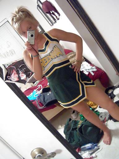 20P Cheerleader selfshots
