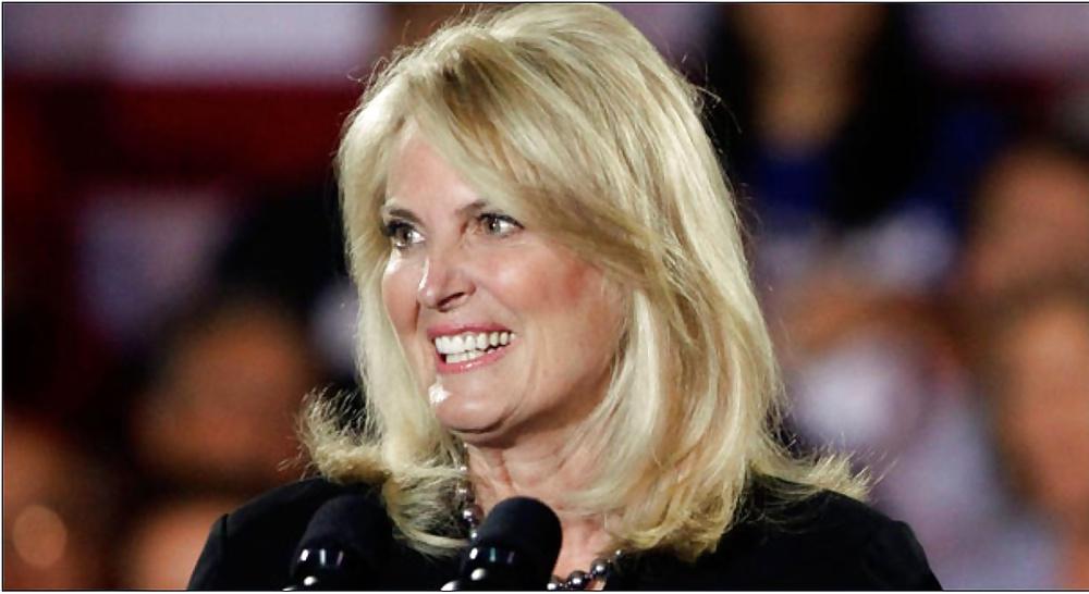 25P Love jerking off to conservative Ann Romney