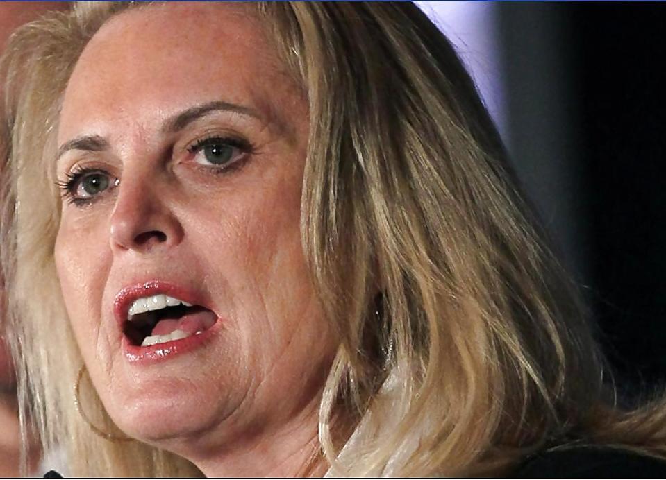 25P Love jerking off to conservative Ann Romney