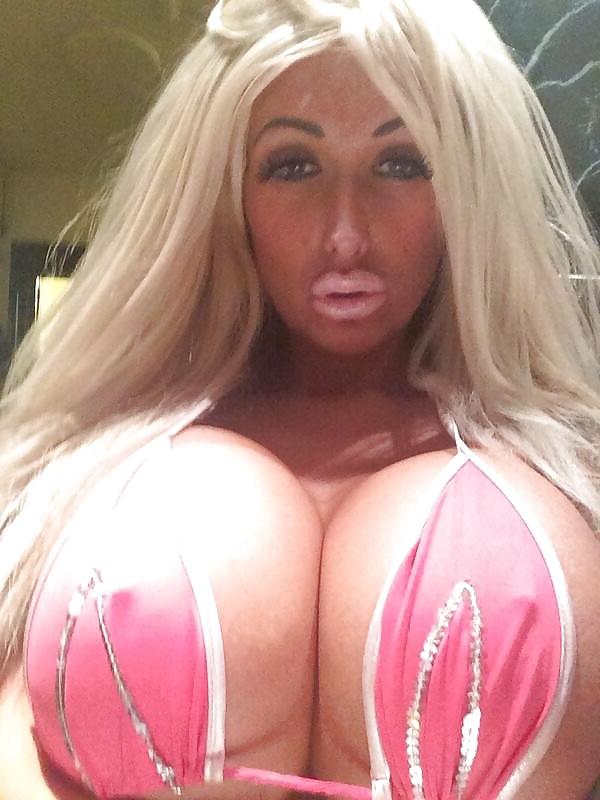 25P Bimbo Fuck Doll Moms