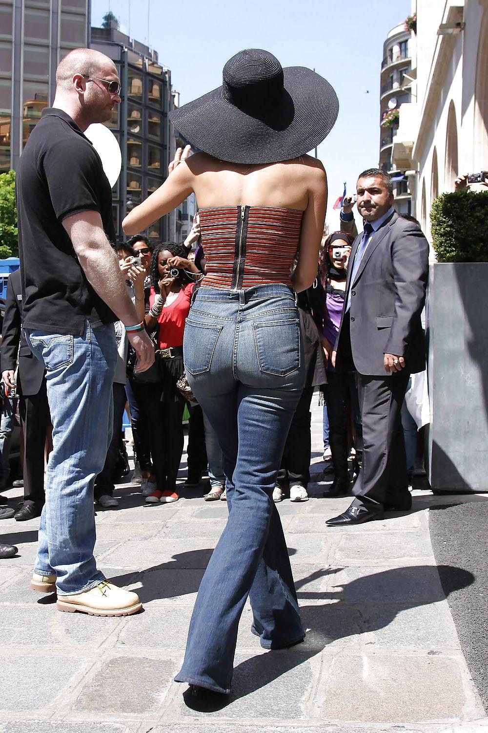 25P Nicole Scherzinger cleavy in jeans (arse shots) out in Paris