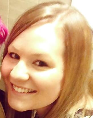 17P Short haired blonde wants cum.