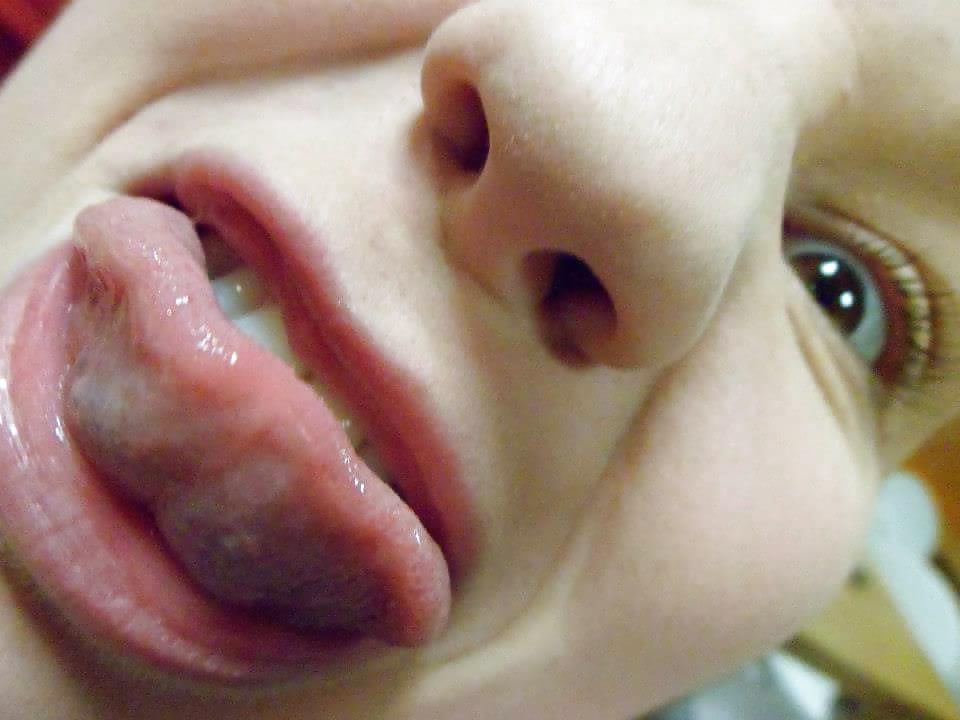 17P Short haired blonde wants cum.