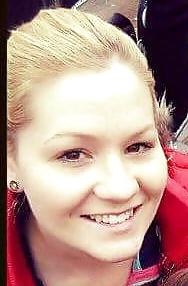 17P Short haired blonde wants cum.