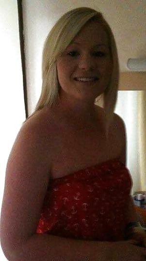 17P Short haired blonde wants cum.
