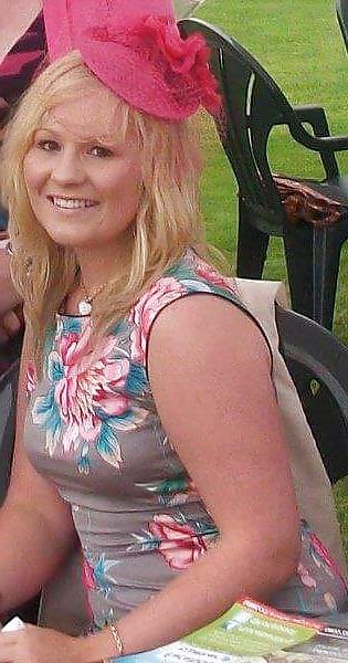 17P Short haired blonde wants cum.