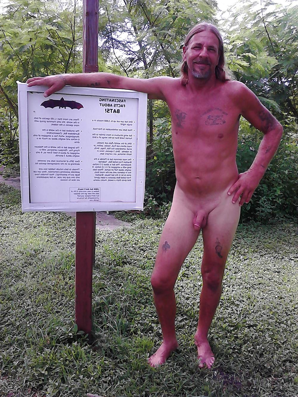 20P Outdoors and naked
