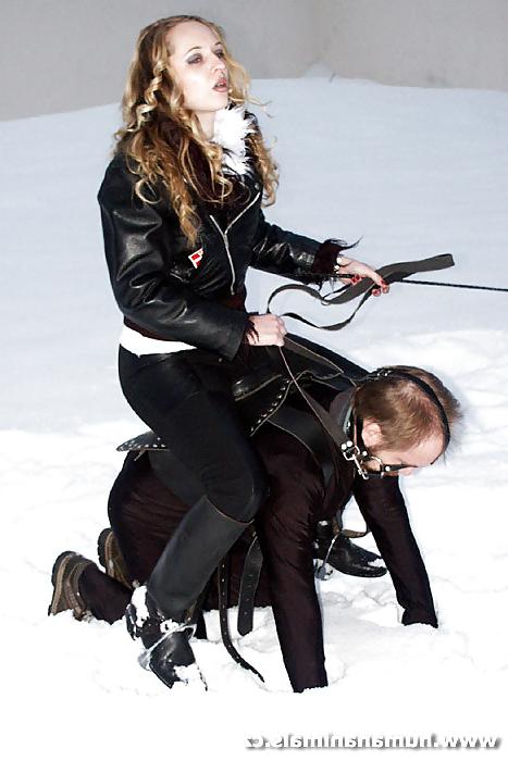 25P Pony Play