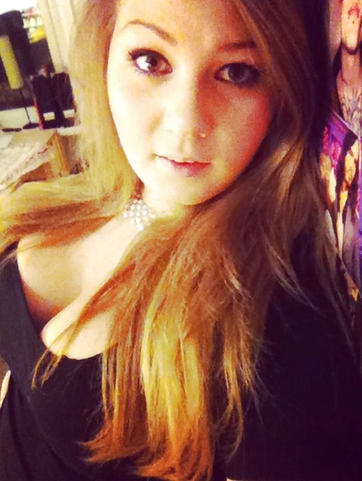 23P Self shot - Swedish Blogger - Beautiful Curvy