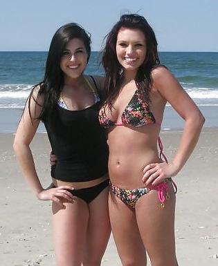 25P Enjoy jerking to these girls