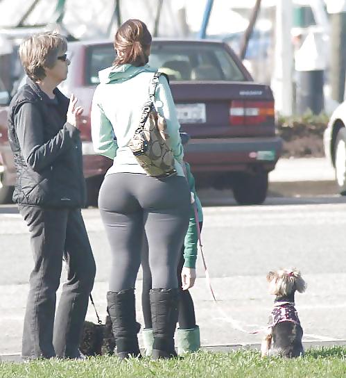 25P Big Asses in Tight Clothes Part 2