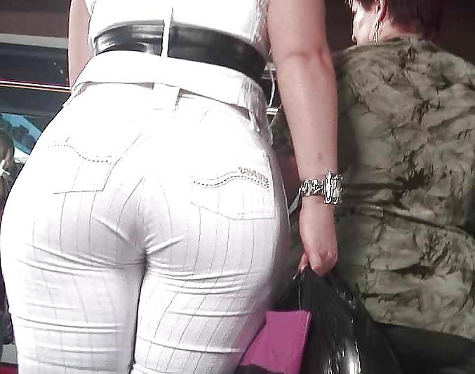 25P Big Asses in Tight Clothes Part 1