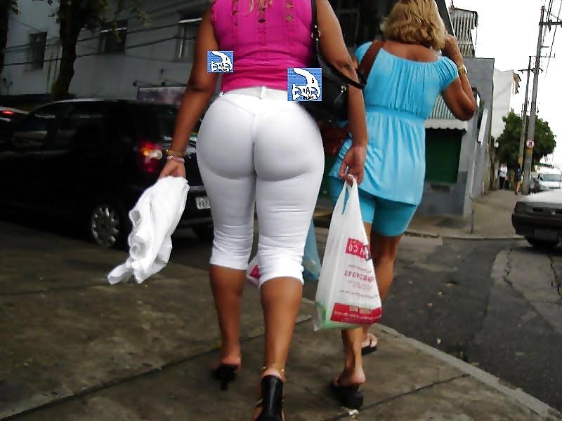 25P Big Asses in Tight Clothes Part 1