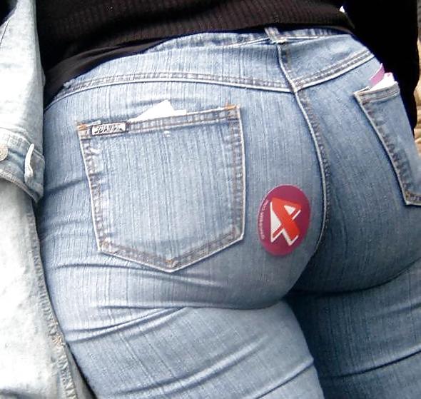 15P Asses in jeans #2