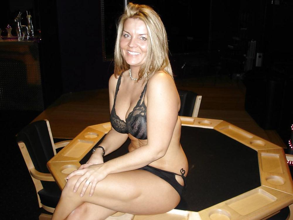 19P Dangerous Milf !!!