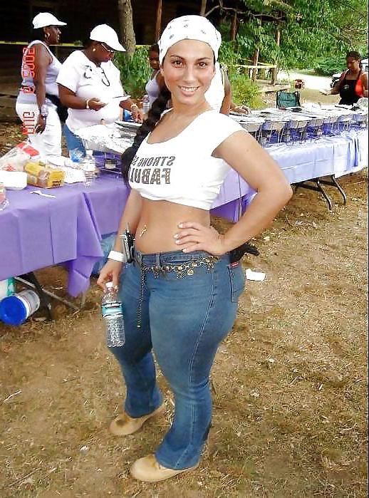 17P Big Asses in Tight Clothes Part 3