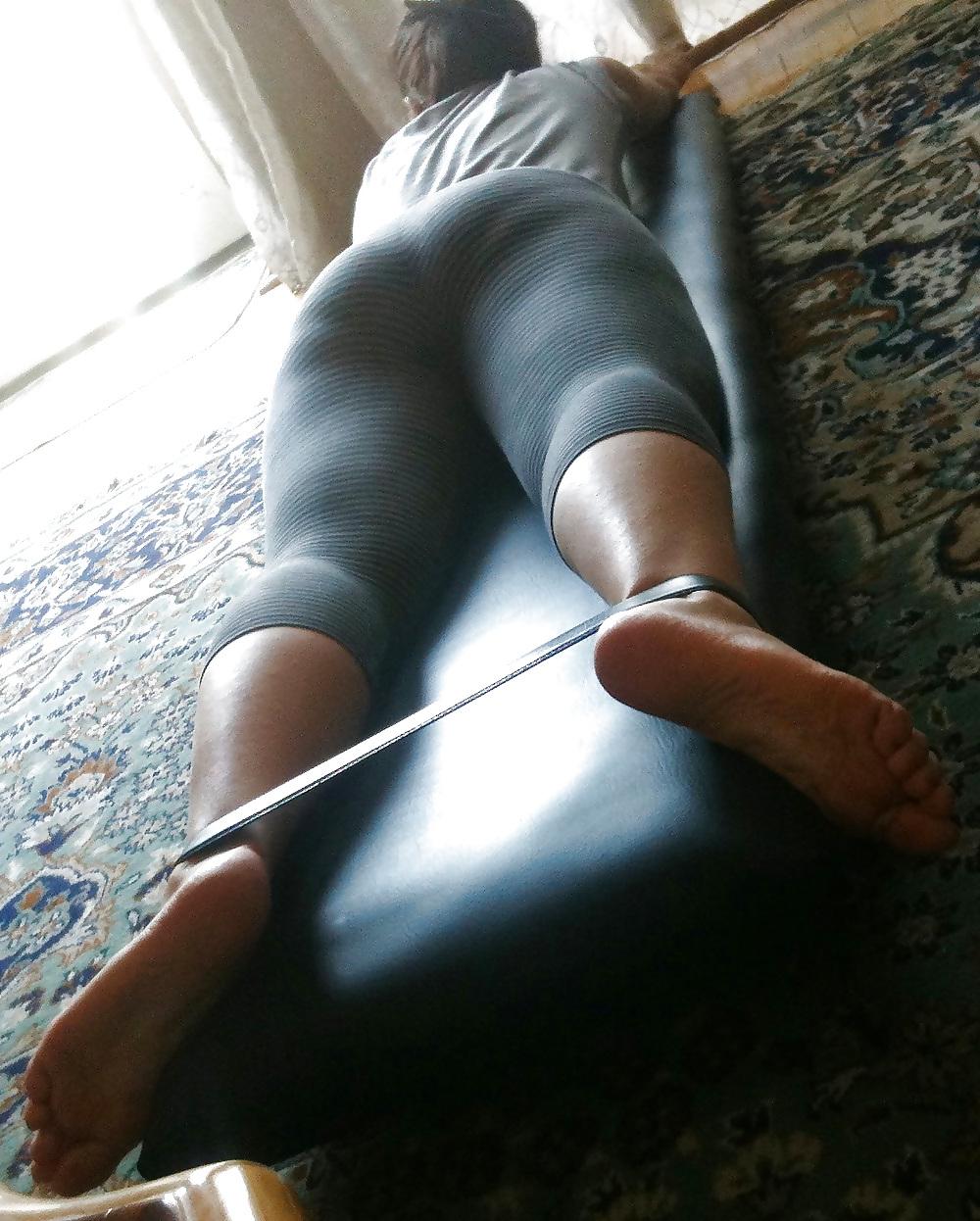 17P Big Asses in Tight Clothes Part 3