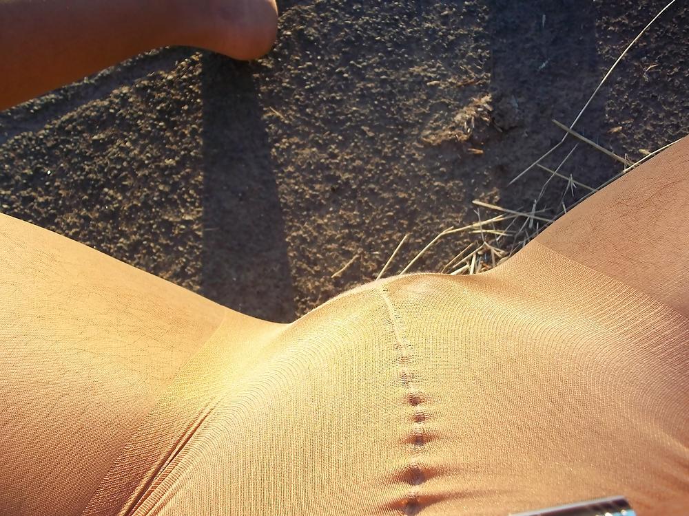 8P Pantyhose Outdoors