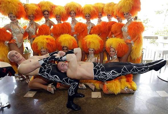 25P Brazilian carnival
