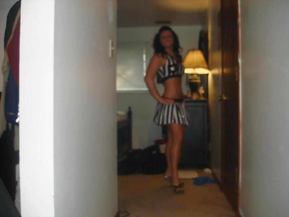 25P Indiana University Cheerleader nude 