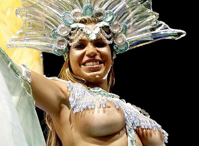 25P Brazilian carnival 2011