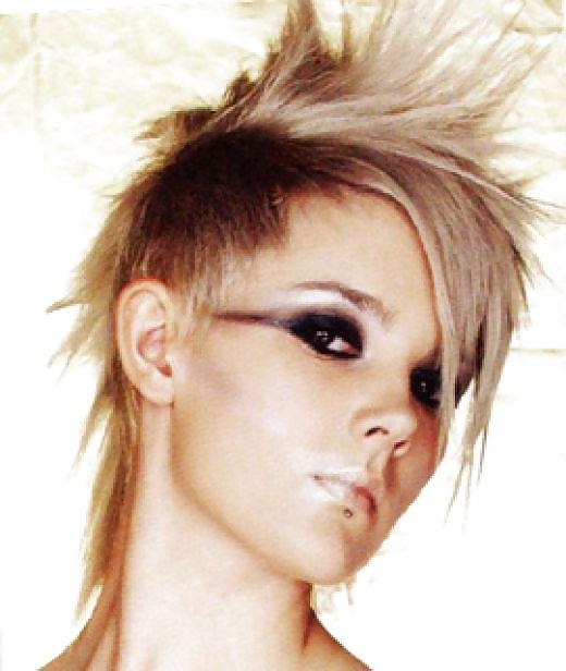 12P Short haired girls
