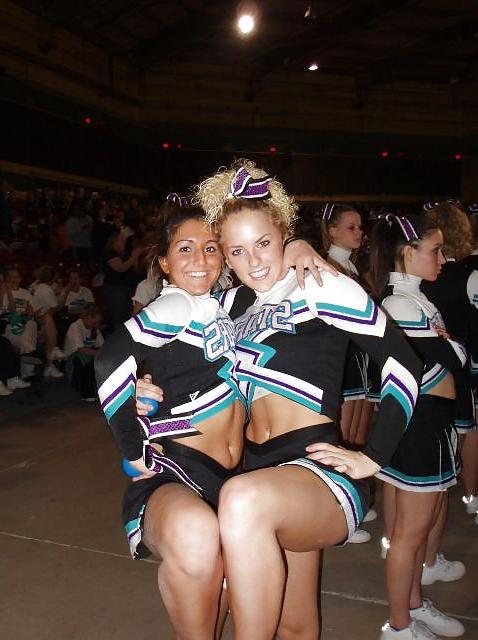 25P Real Cheerleaders