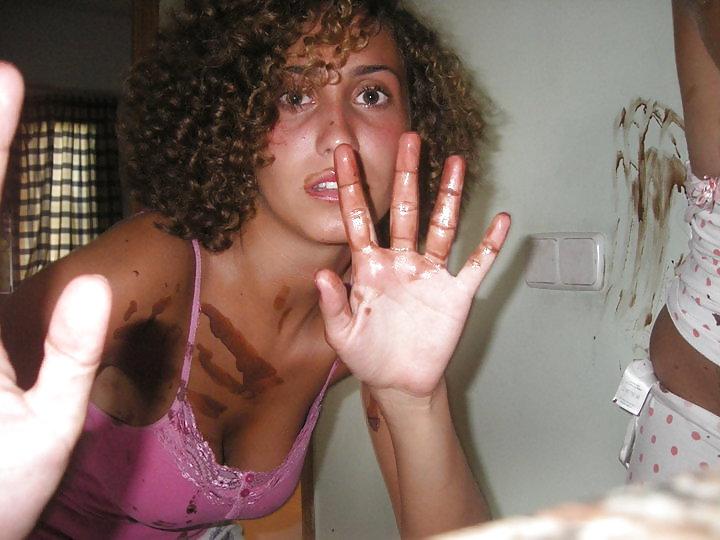 4P College Girls Playing with Chocolate (Private Shots)