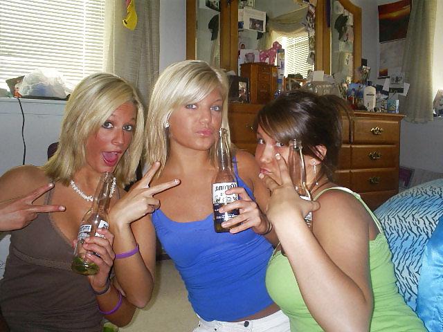 23P Private:  Do Her Friends Know What She Sticks In Her Ass?