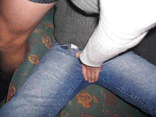 25P Beautys in sexy jeans