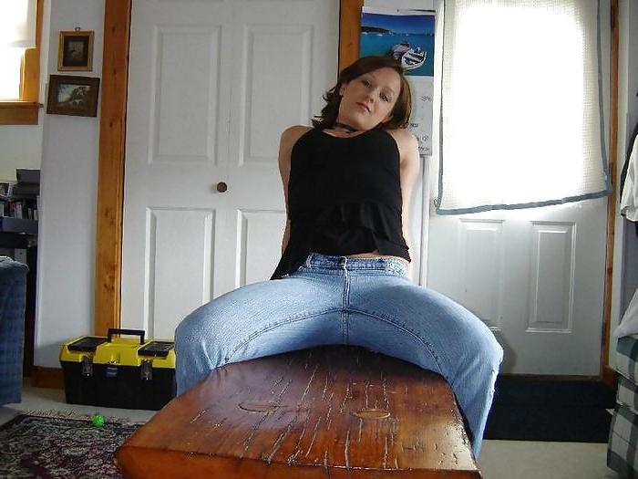 25P Beautys in sexy jeans