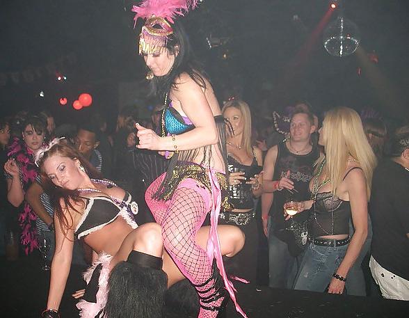25P Bisexual Party Girls