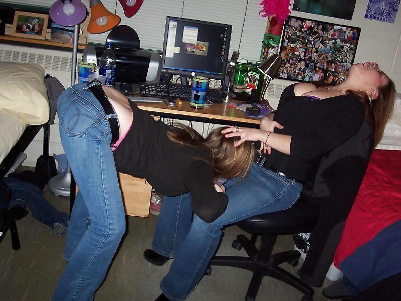 25P Beautys in jeans and cum