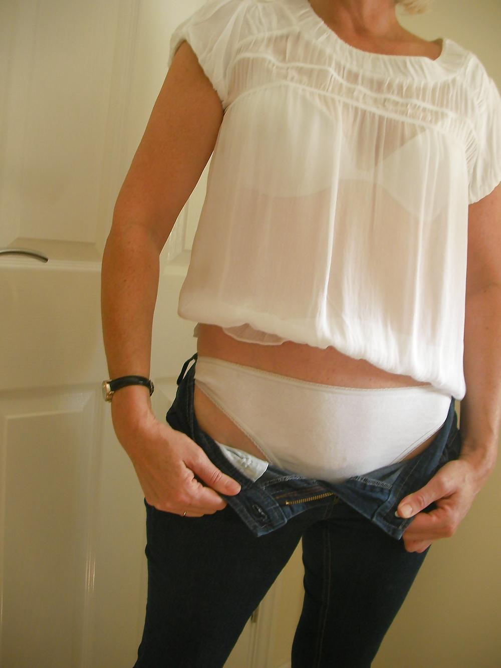 18P Slut Wife in tight jeans (3)