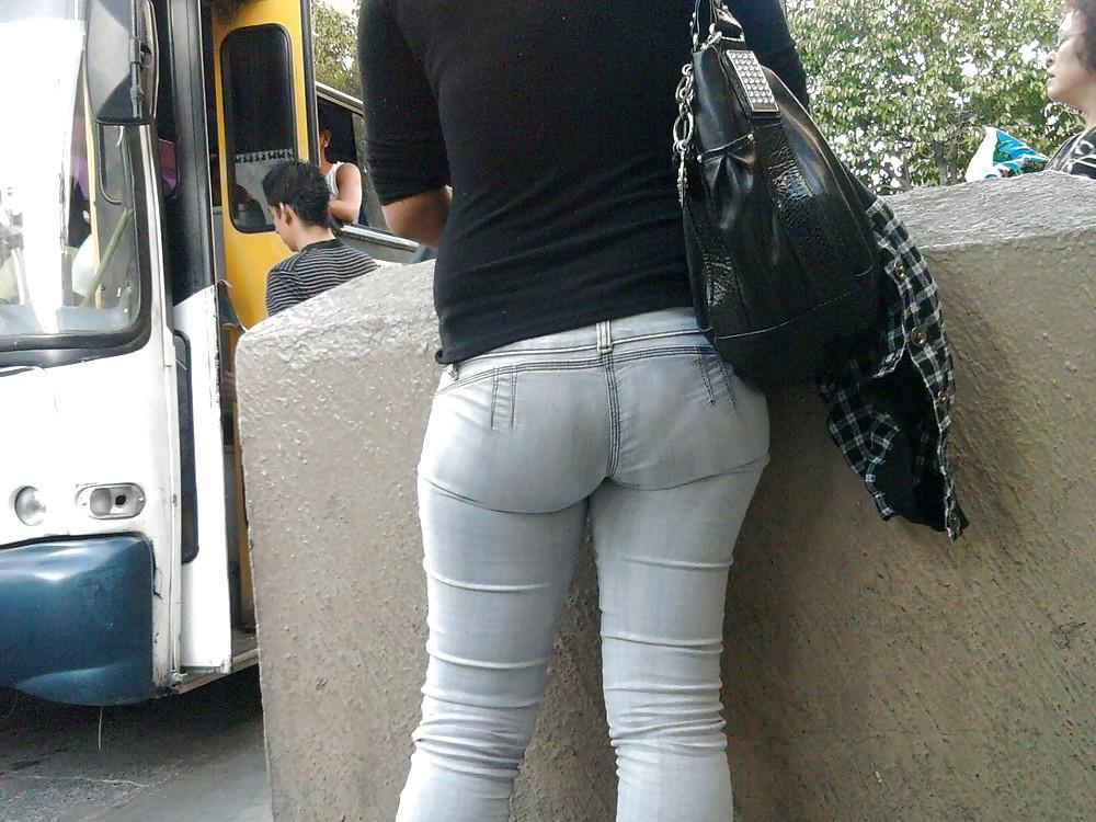 25P Girls in jeans XX