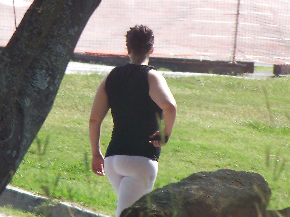 13P Thick chicks