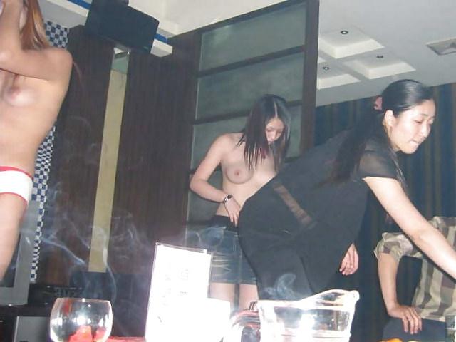 21P Chinese chicks