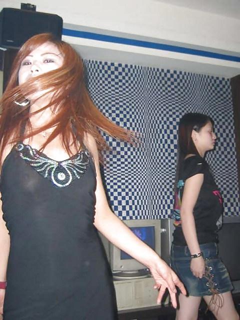 21P Chinese chicks
